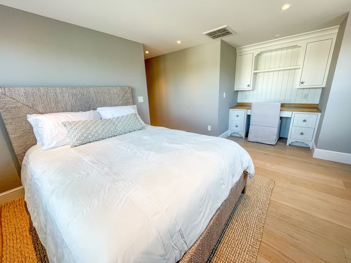 Strong Island Manse - Image 41