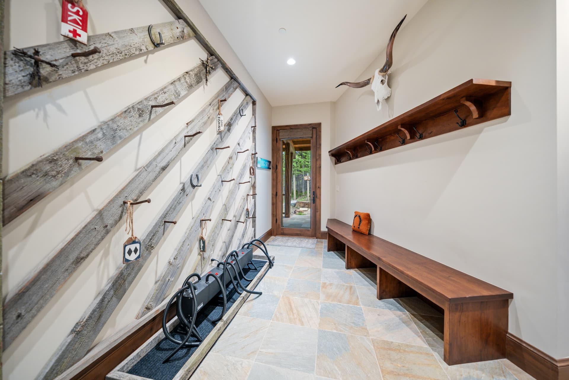 Last Best Chalet - Image 46