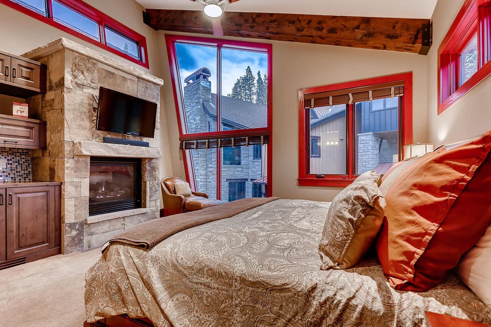 Snow Manor - Image 23