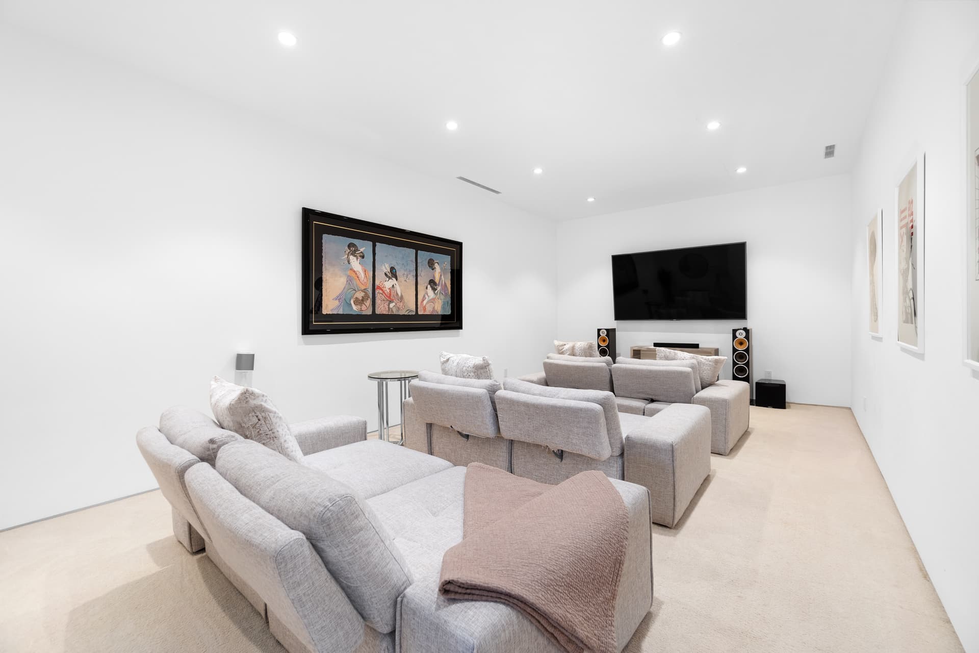 Beverly Grove - Image 24