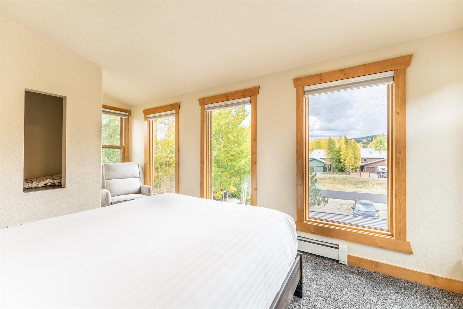 Alpine Home - Image 25