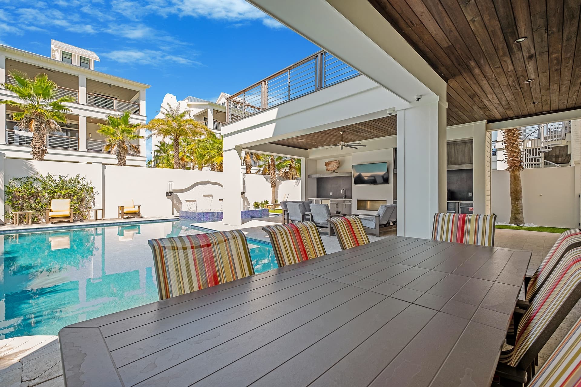 Oasis at Park Row Manor - Image 53