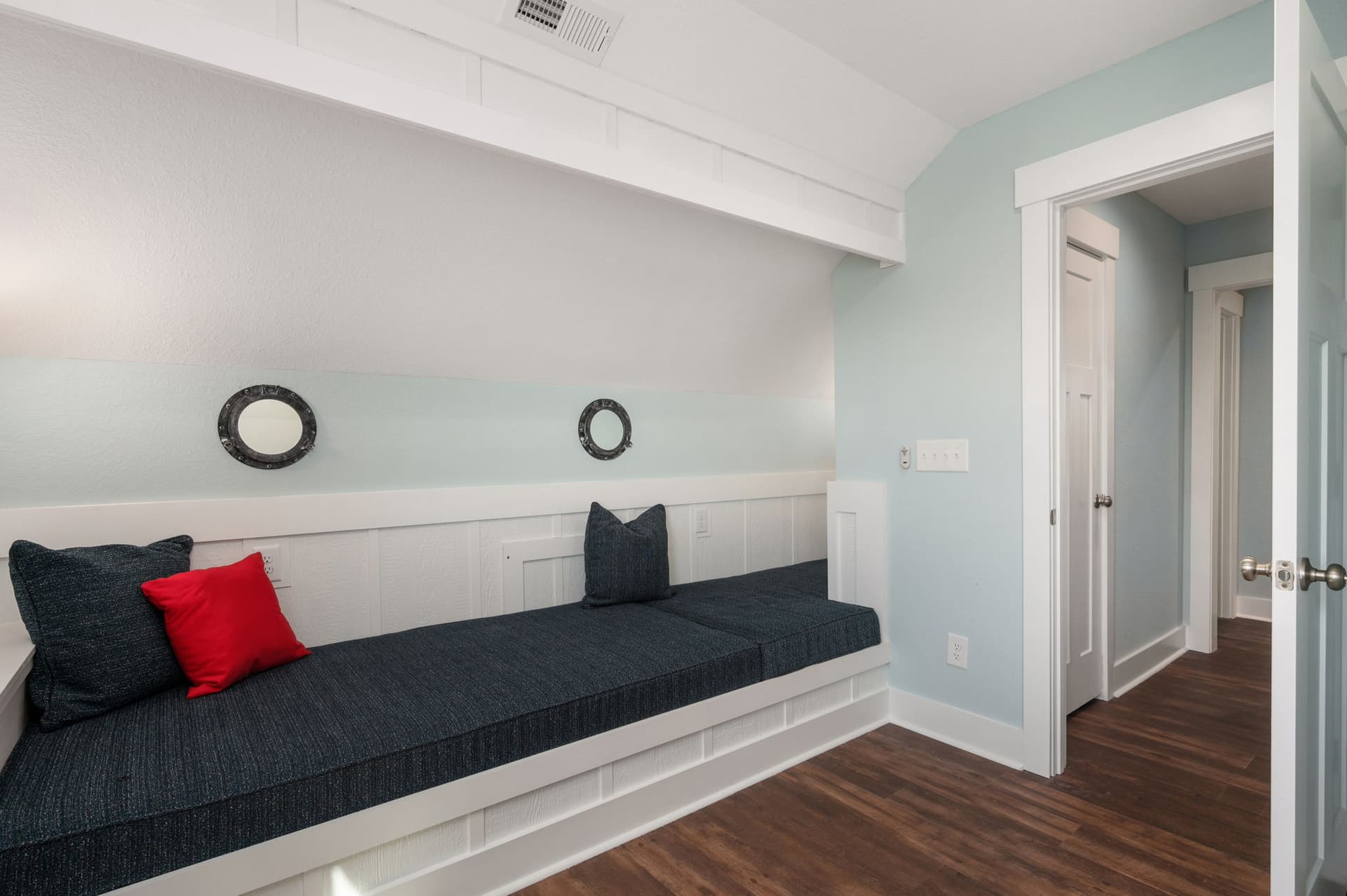 Sound Sea Haven - Image 32