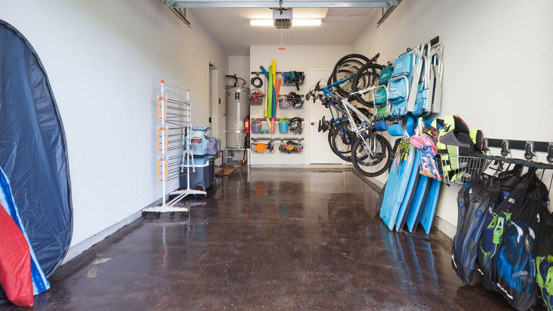 Hawaiiana Escape - Image 27