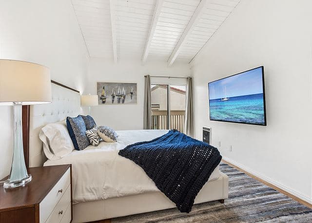 Shore O'Clock - Image 22