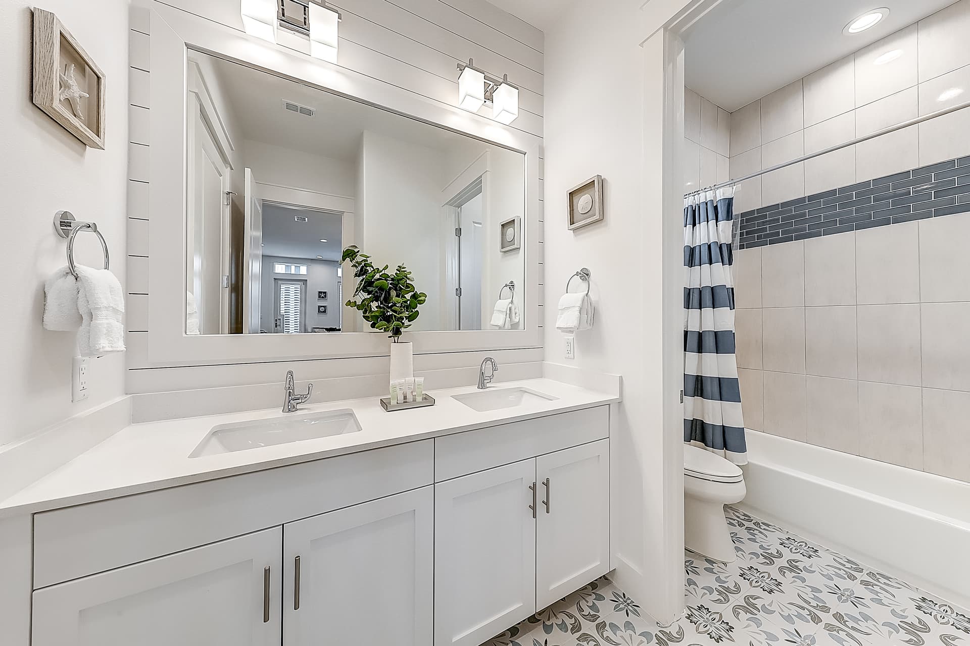 Driftwood Cottage - Image 12