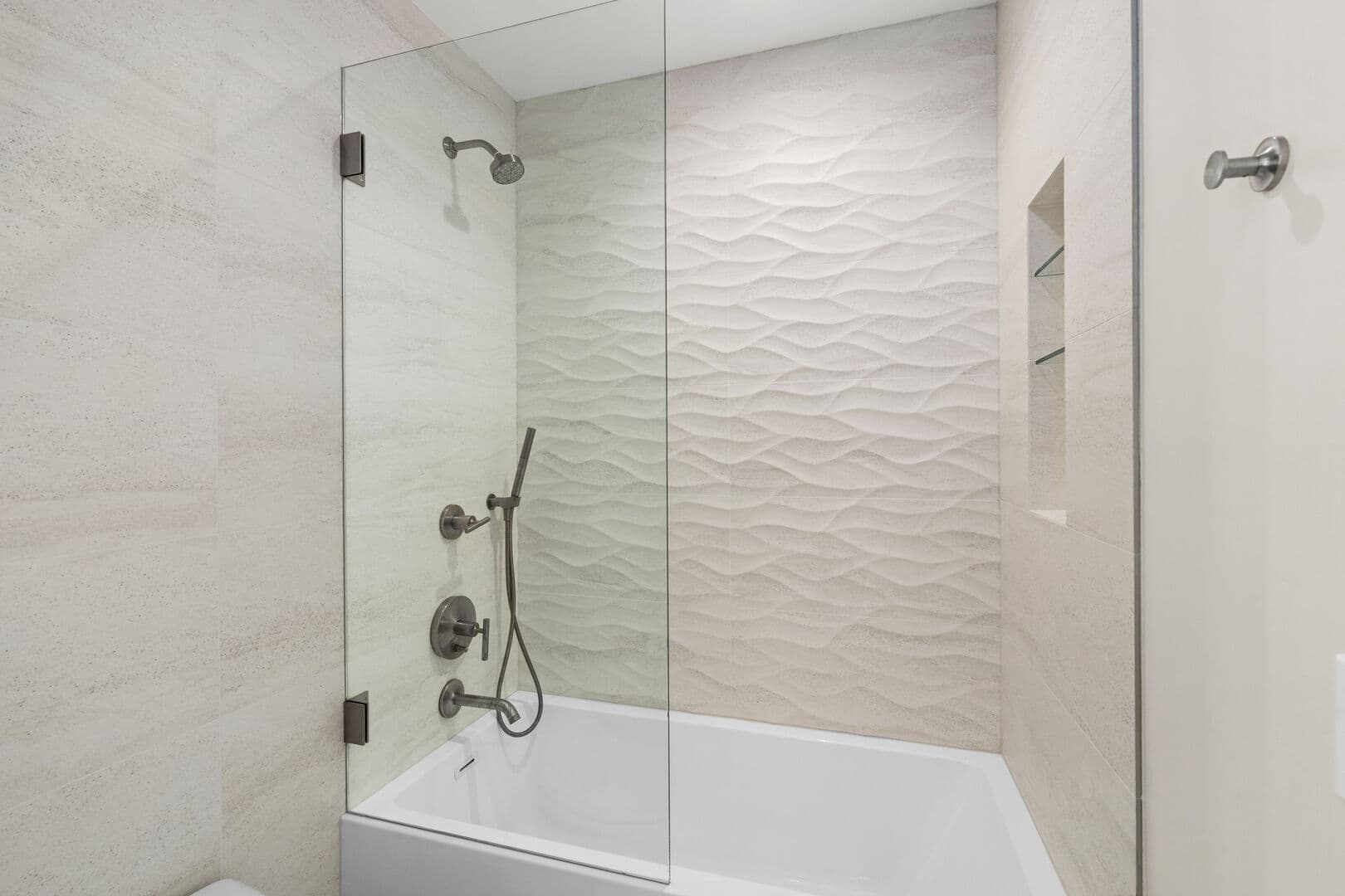 Seabluffe Escape - Image 29