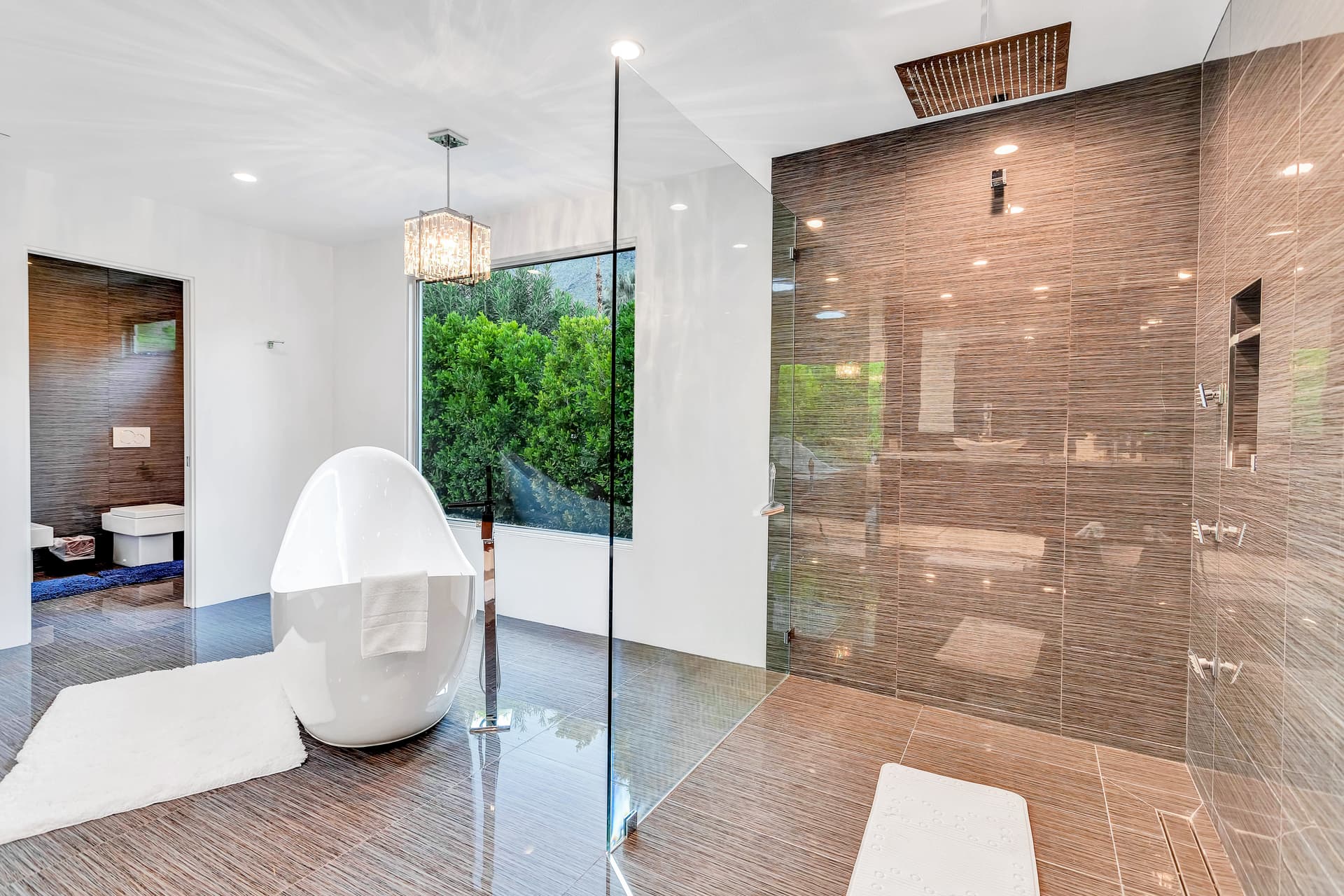 Gala Place - Image 16