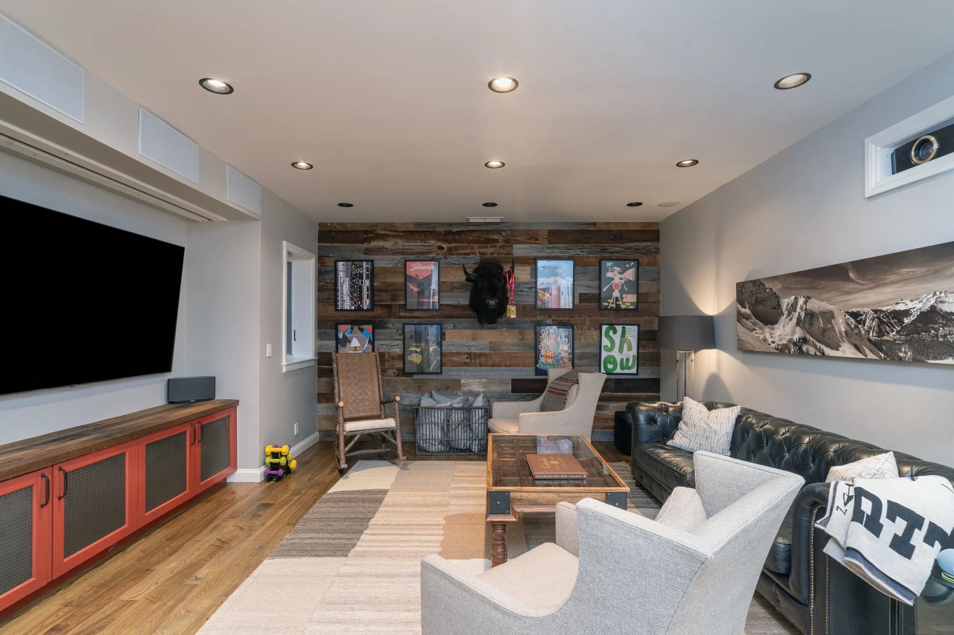 Miles High - Image 17