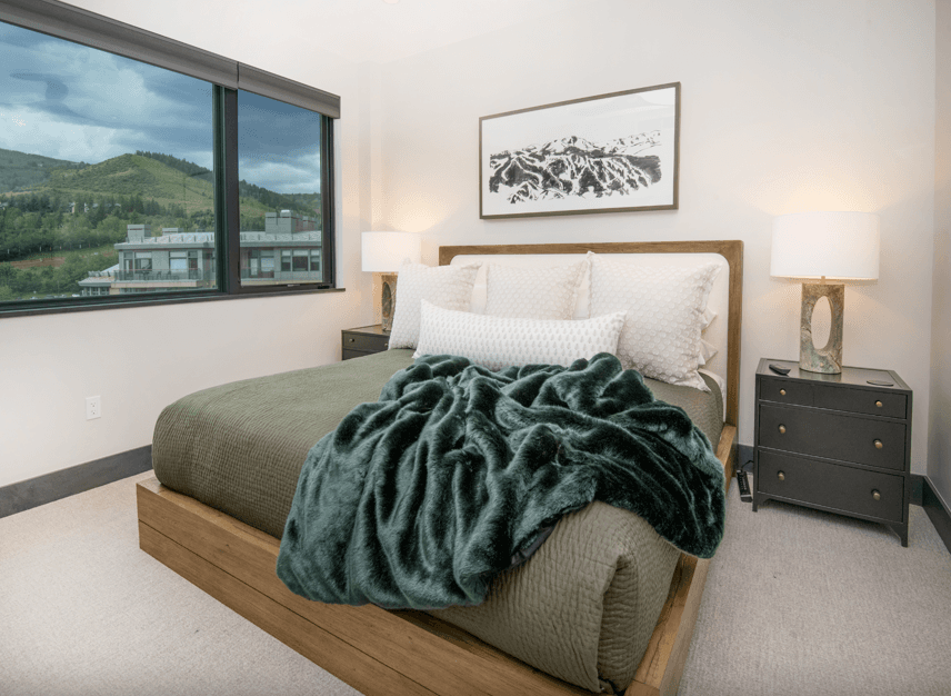 Avon Riverfront #402 - Image 17