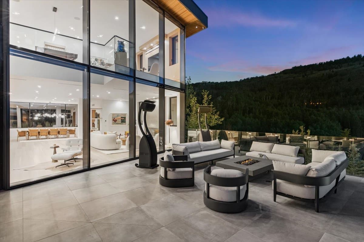 Panda Ranch Wing - Image 59