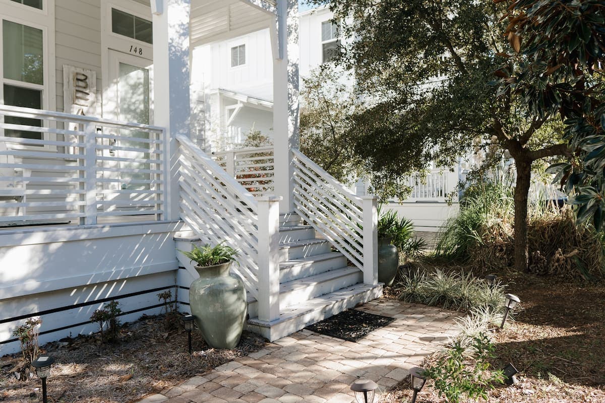 Serenity by the Sea - Image 40