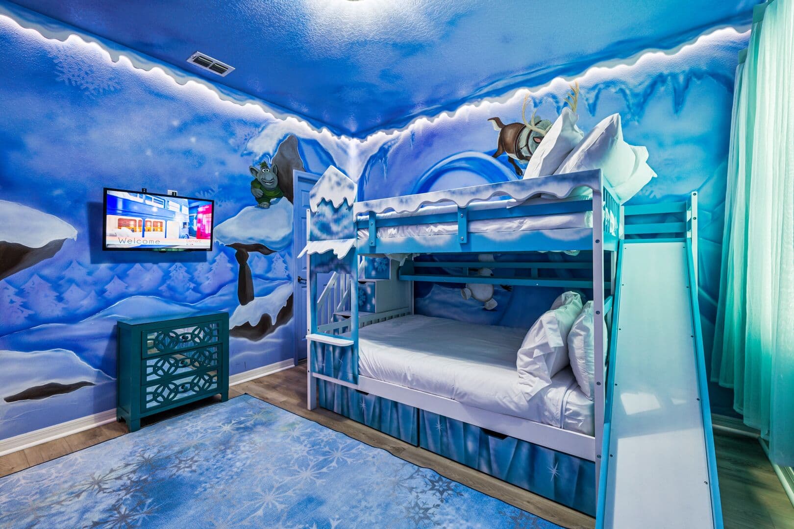 Gallery House - Image 23