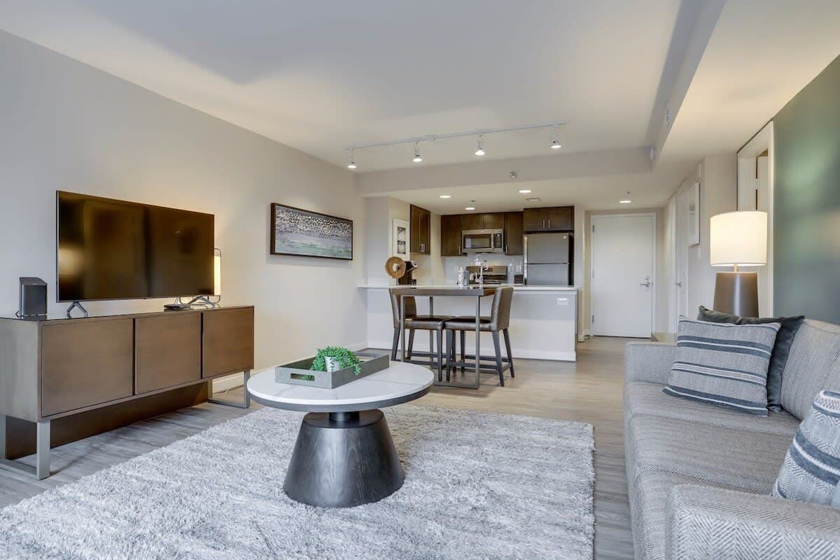 Arlington Residence - Image 18