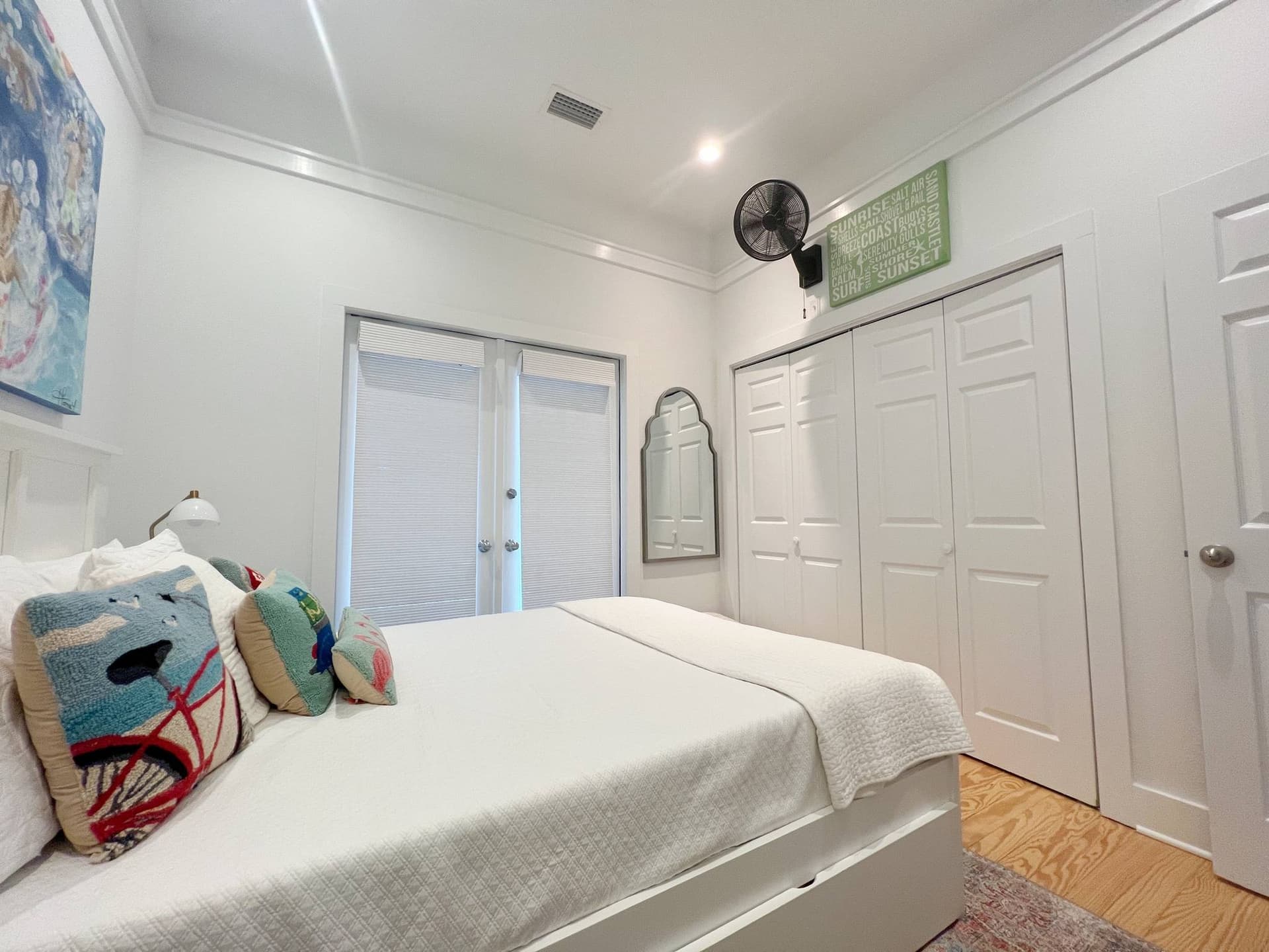 Salty Dogs House - Image 20