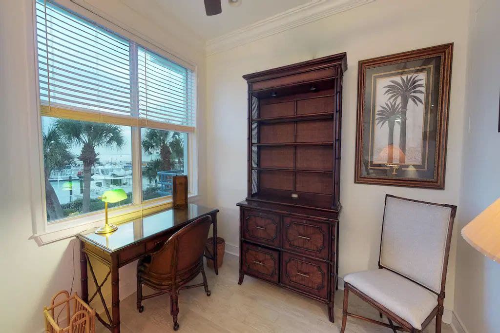 Sunset at Harbour Place - Image 22