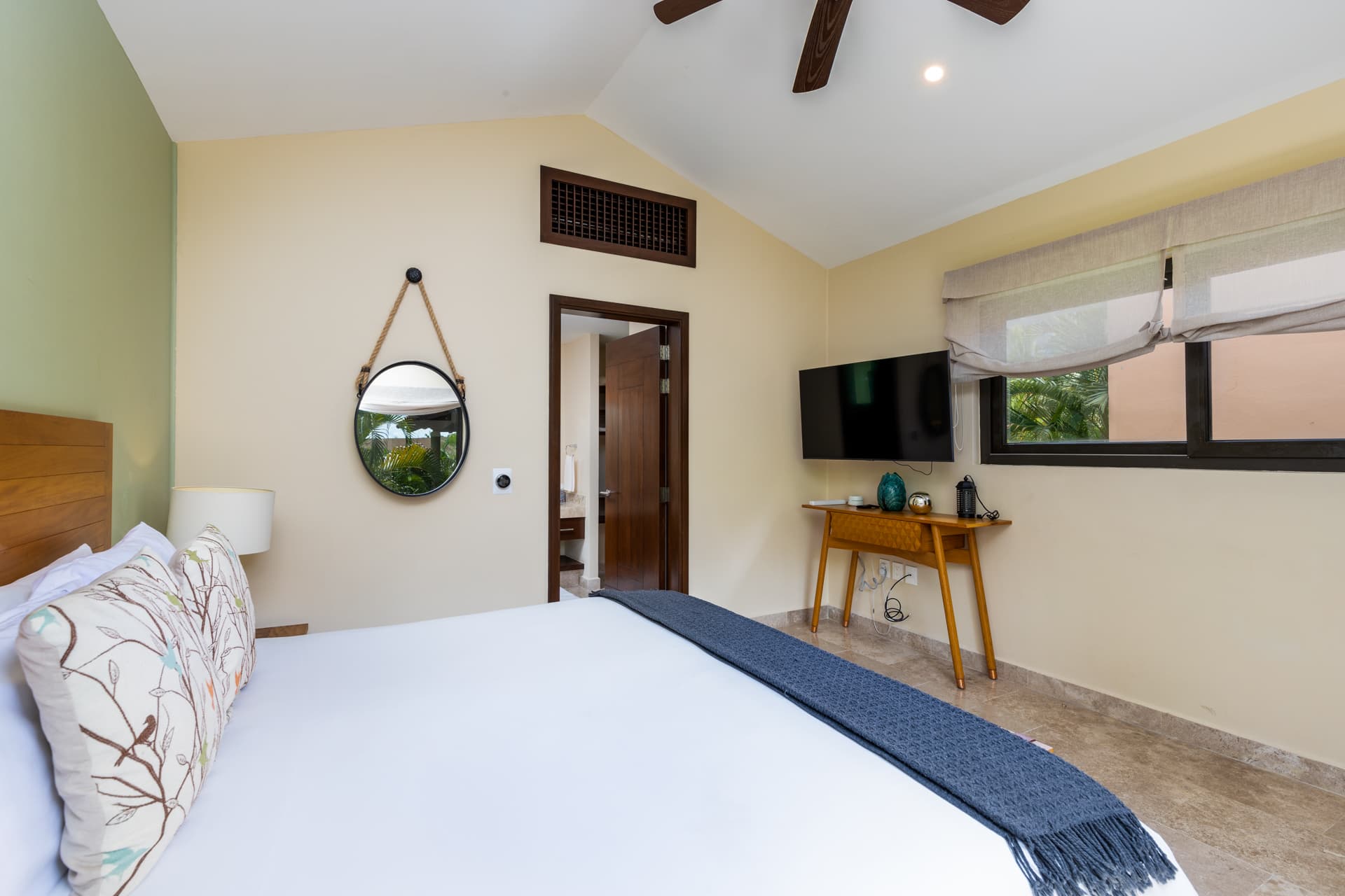 La Serenata #3 - Image 21