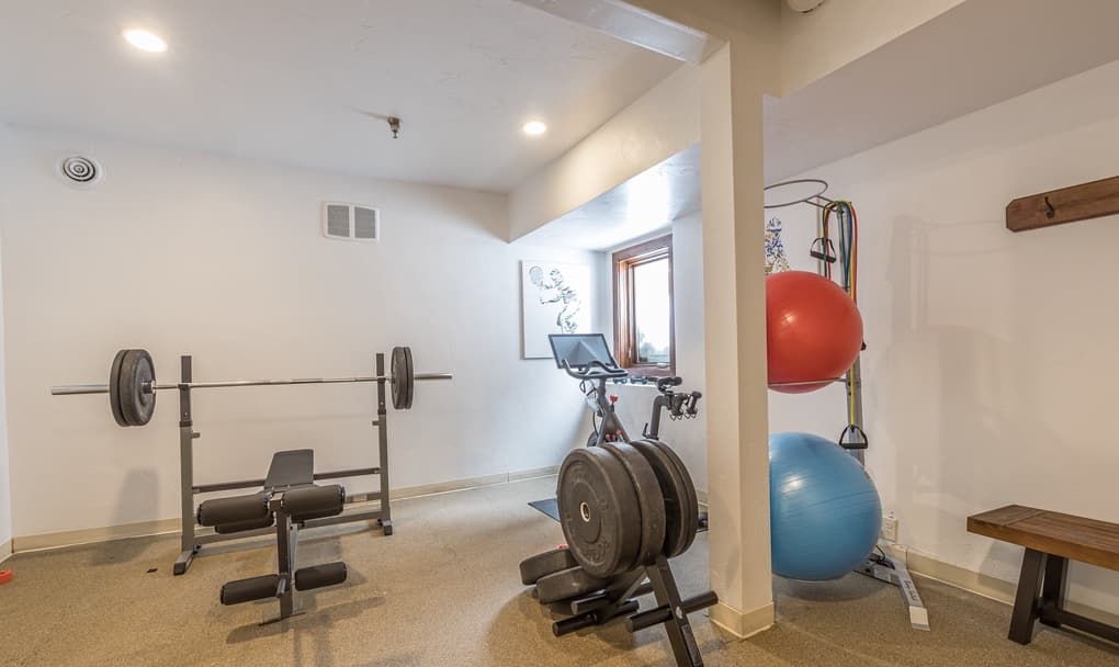 Beaverhead Residence #401 - Image 39