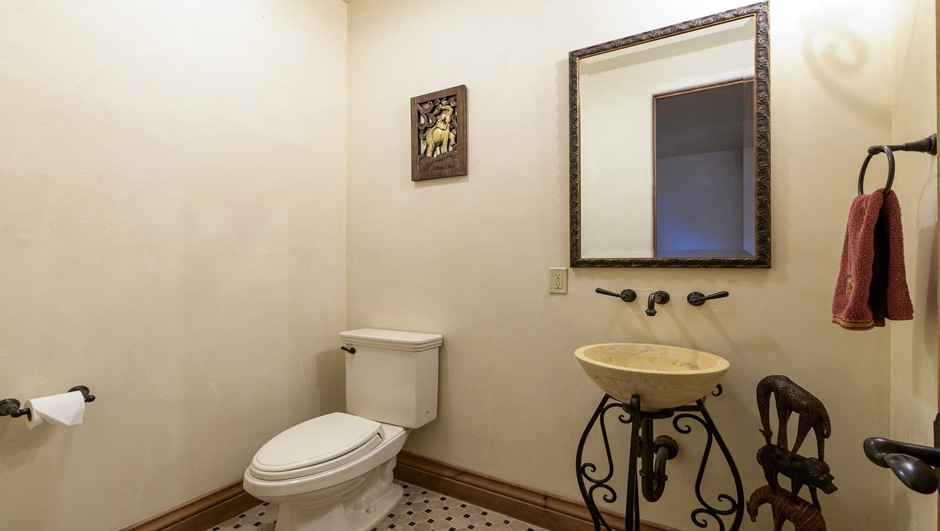 Twin Elk Lodge - Image 30