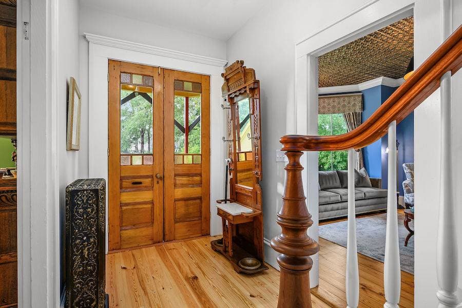 Breathtaking Harwich Retreat - Image 5
