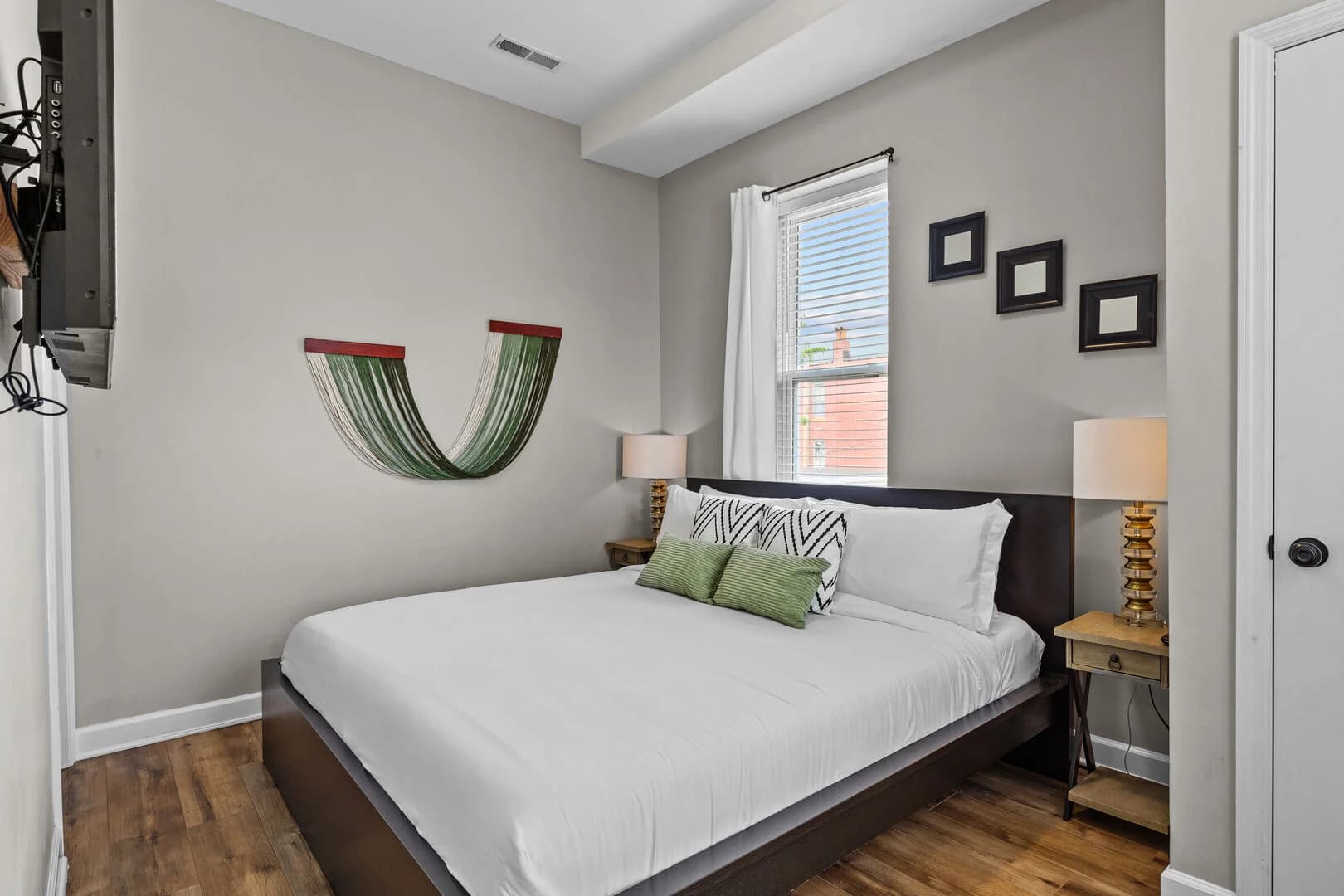 Designer Townhome - Image 18