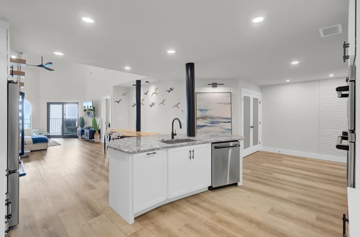 Seascape Oceanfront #516 - Image 10