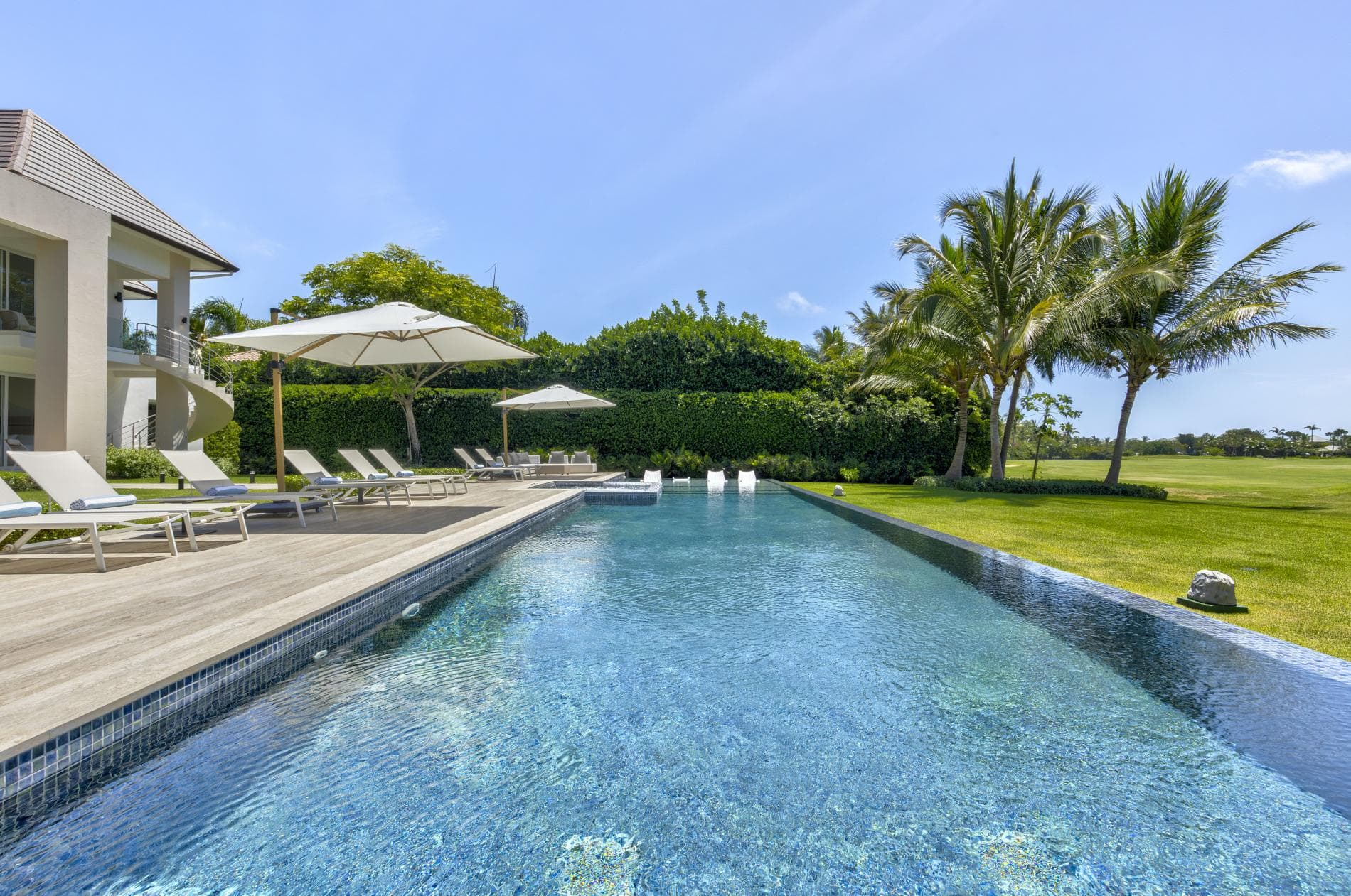 Villa Mariposa - Image 2