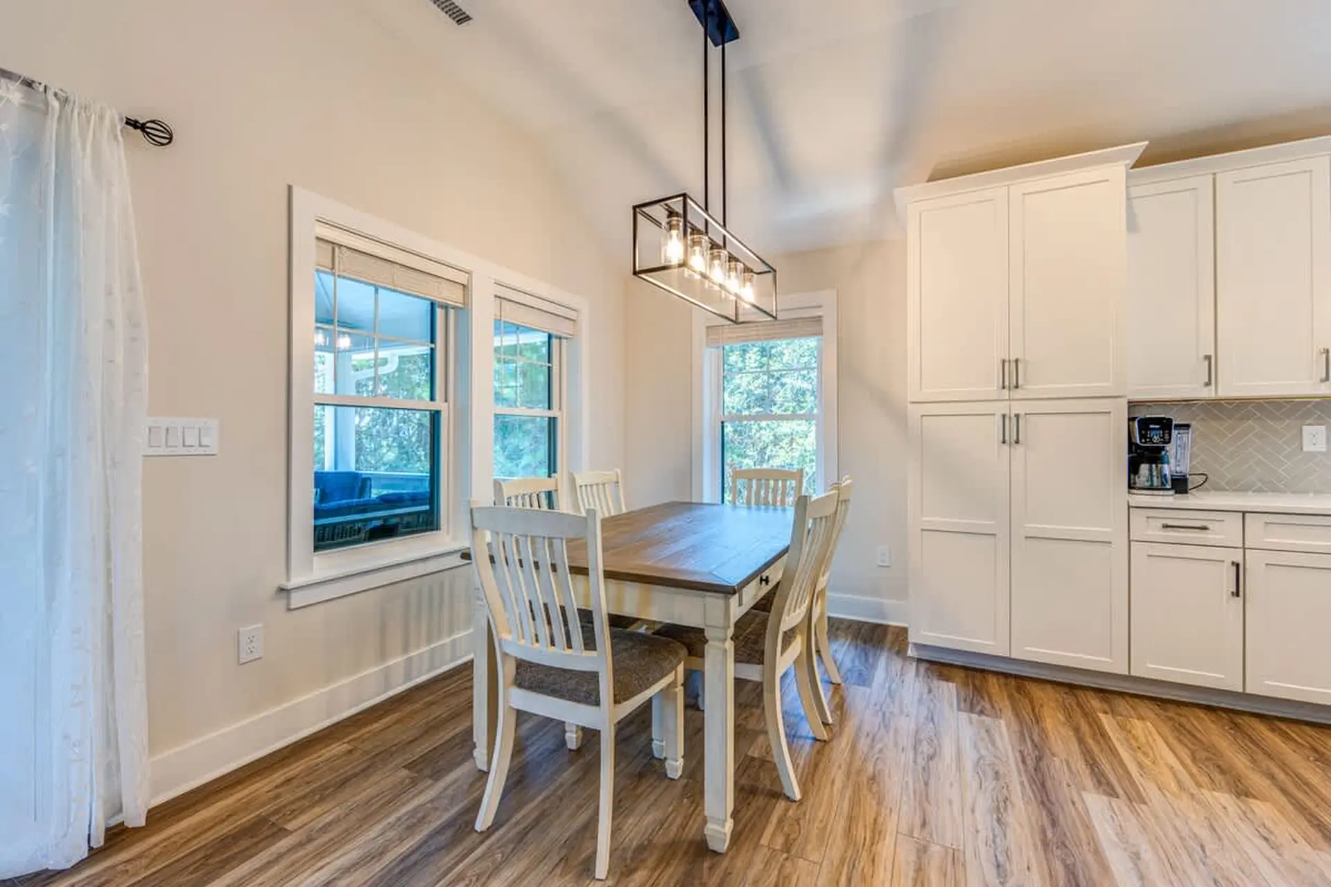 Gone Coastal - Image 10