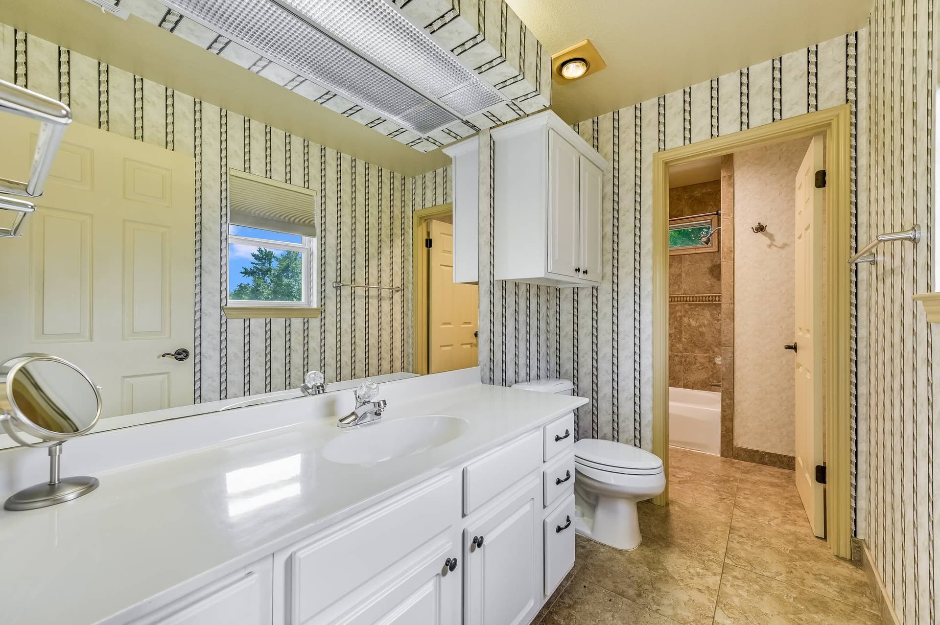 Palms on Lake Travis - Image 47