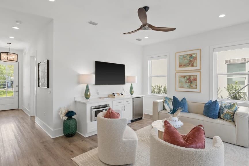 Lone Star Hideaway - Image 8