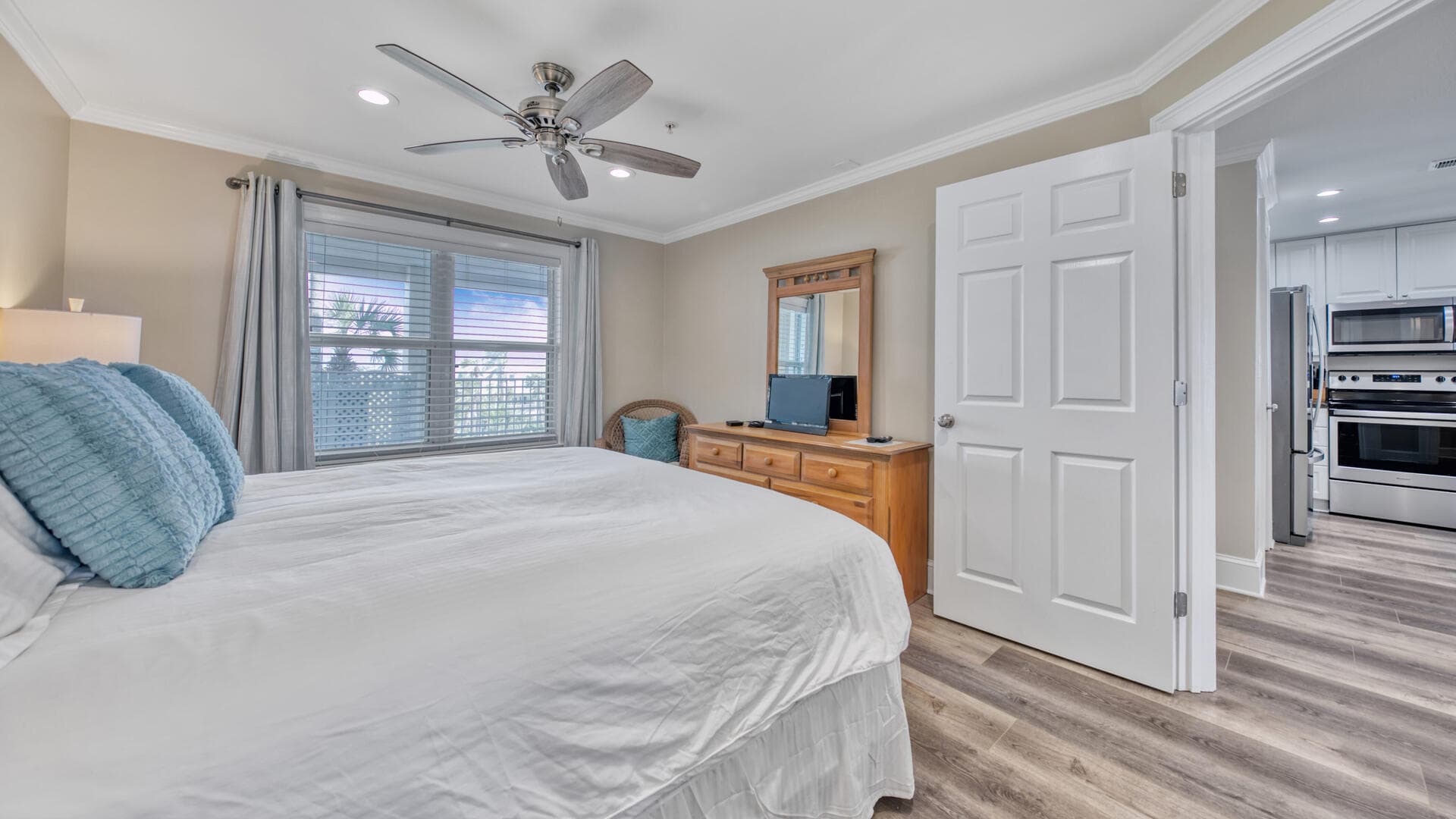 Crystal Dunes #405 - Image 17