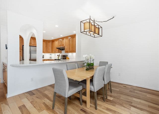 Shore O'Clock - Image 5