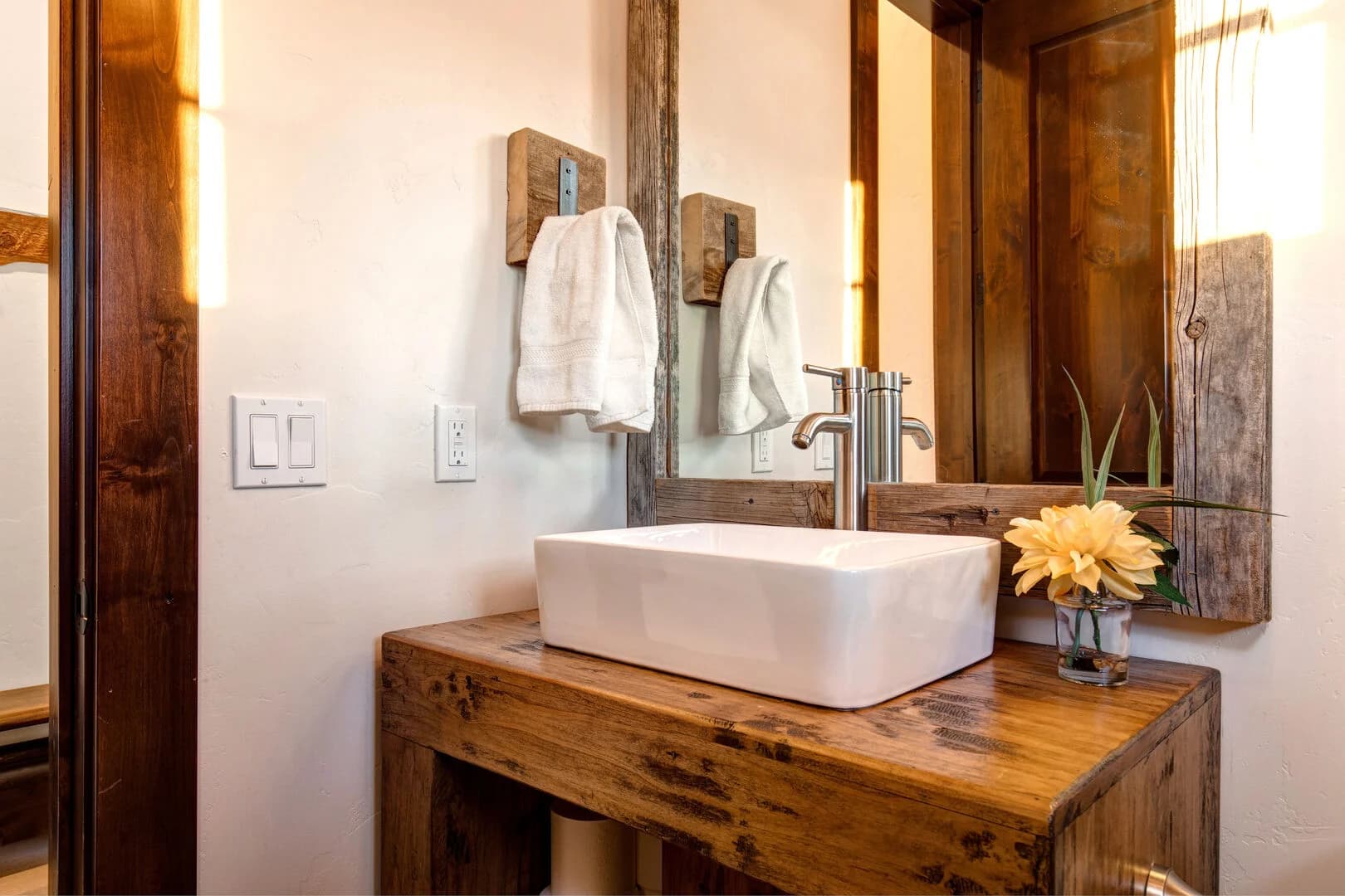 Twilight Moon Ranch - 7 Bedroom - Image 20