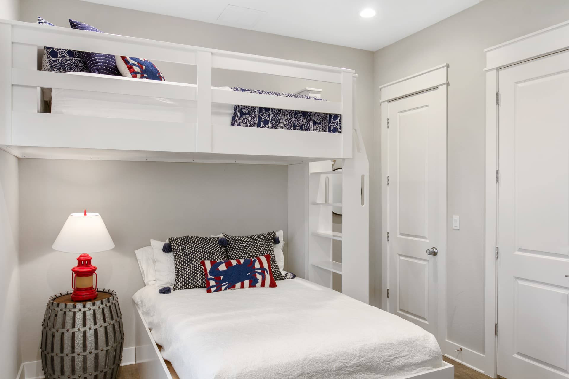 Deep Sea Parrot - Image 10