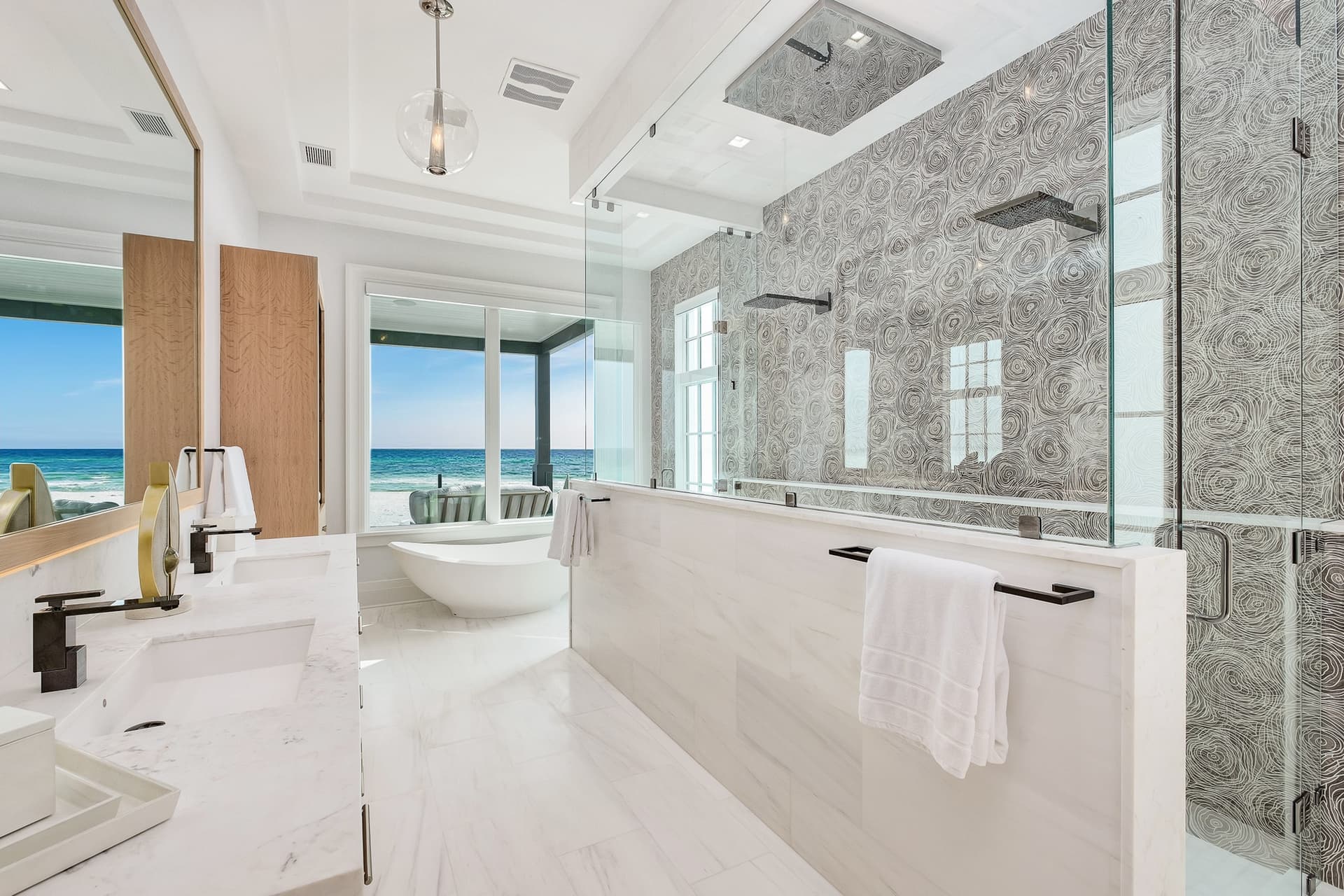 Gulf Front Sanctuary - Image 20