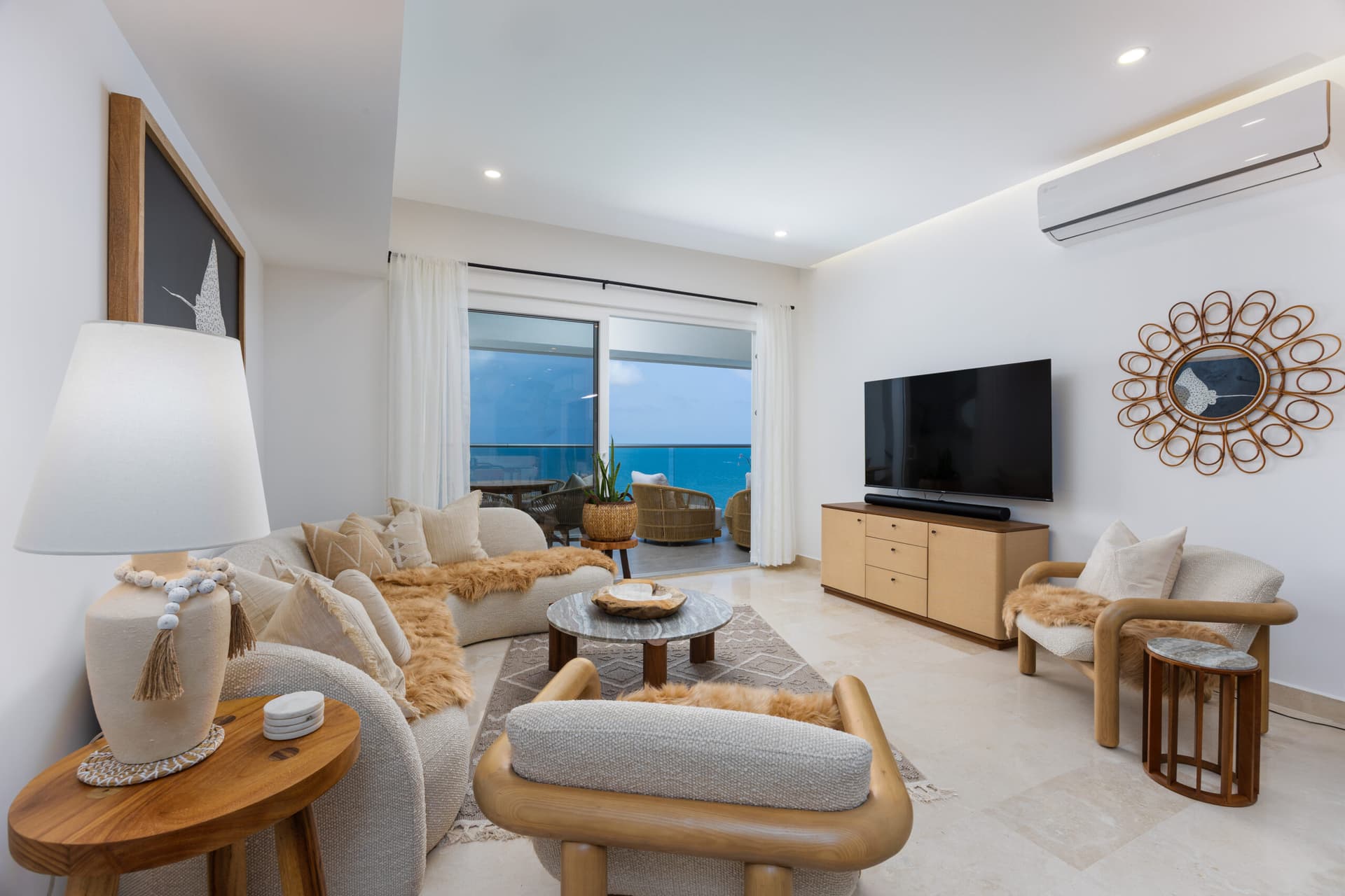 Harbor 171 Residences #803 - Image 2