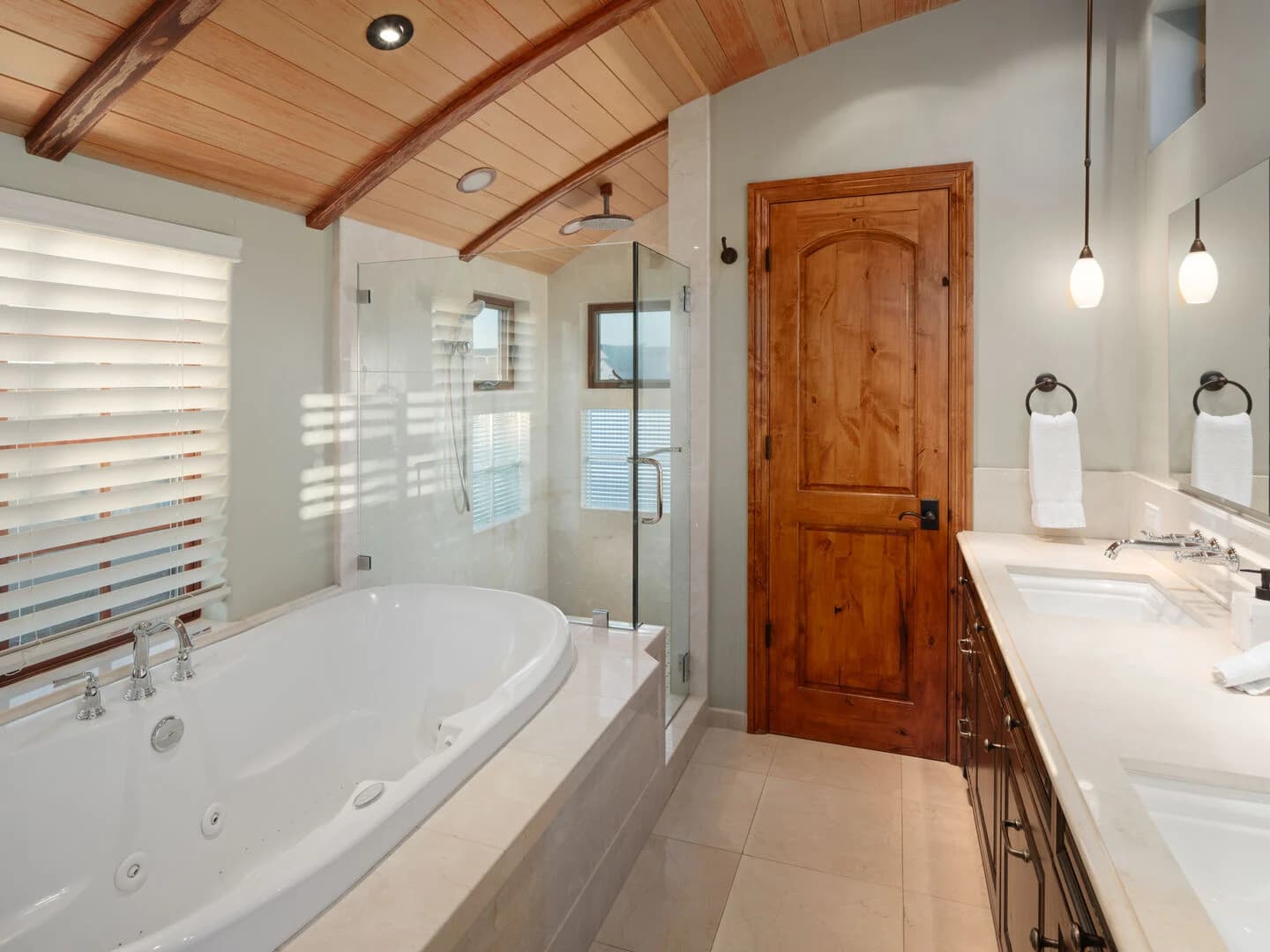 York Resort - Image 15