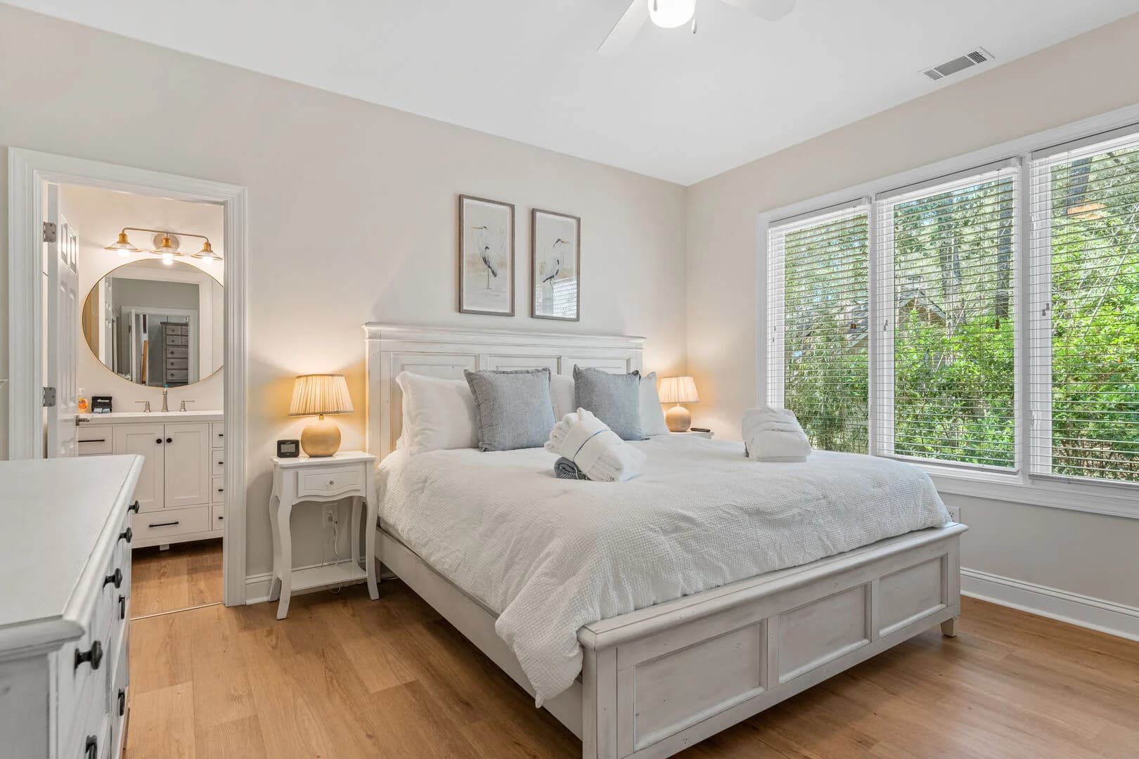 Southern Charm Retreat - Image 41