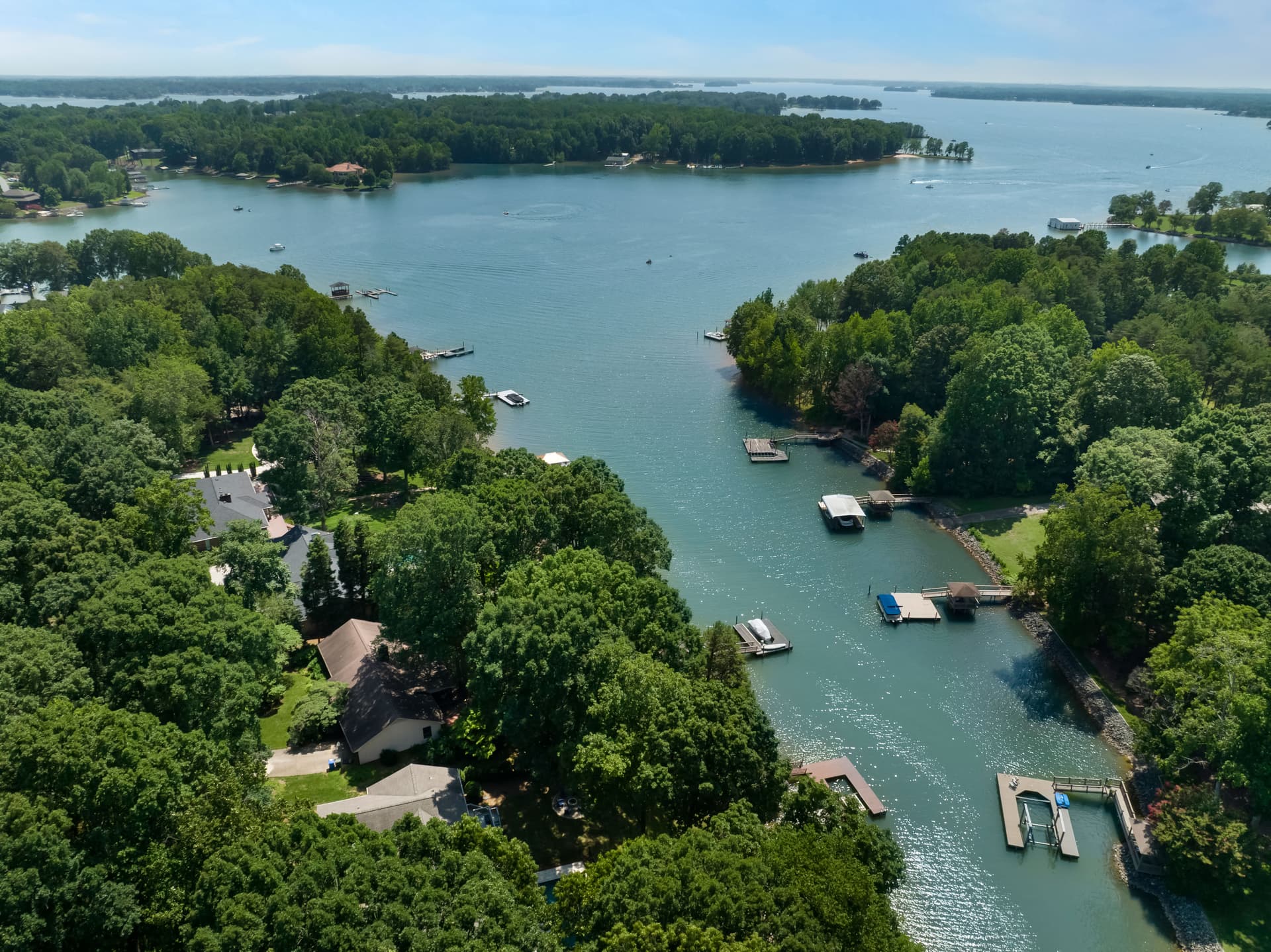 Queens Cove - Image 4