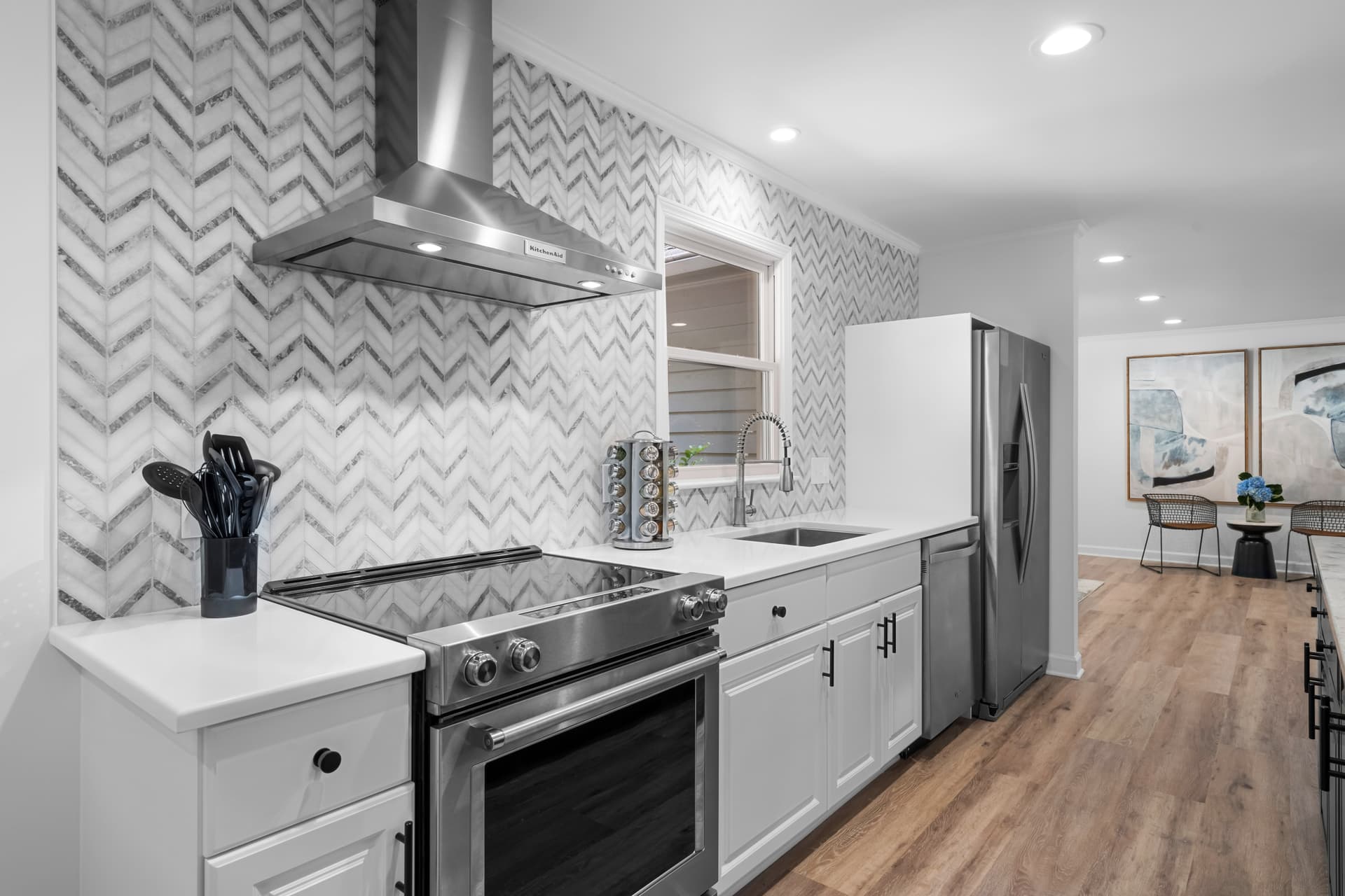 Queens Cove - Image 8