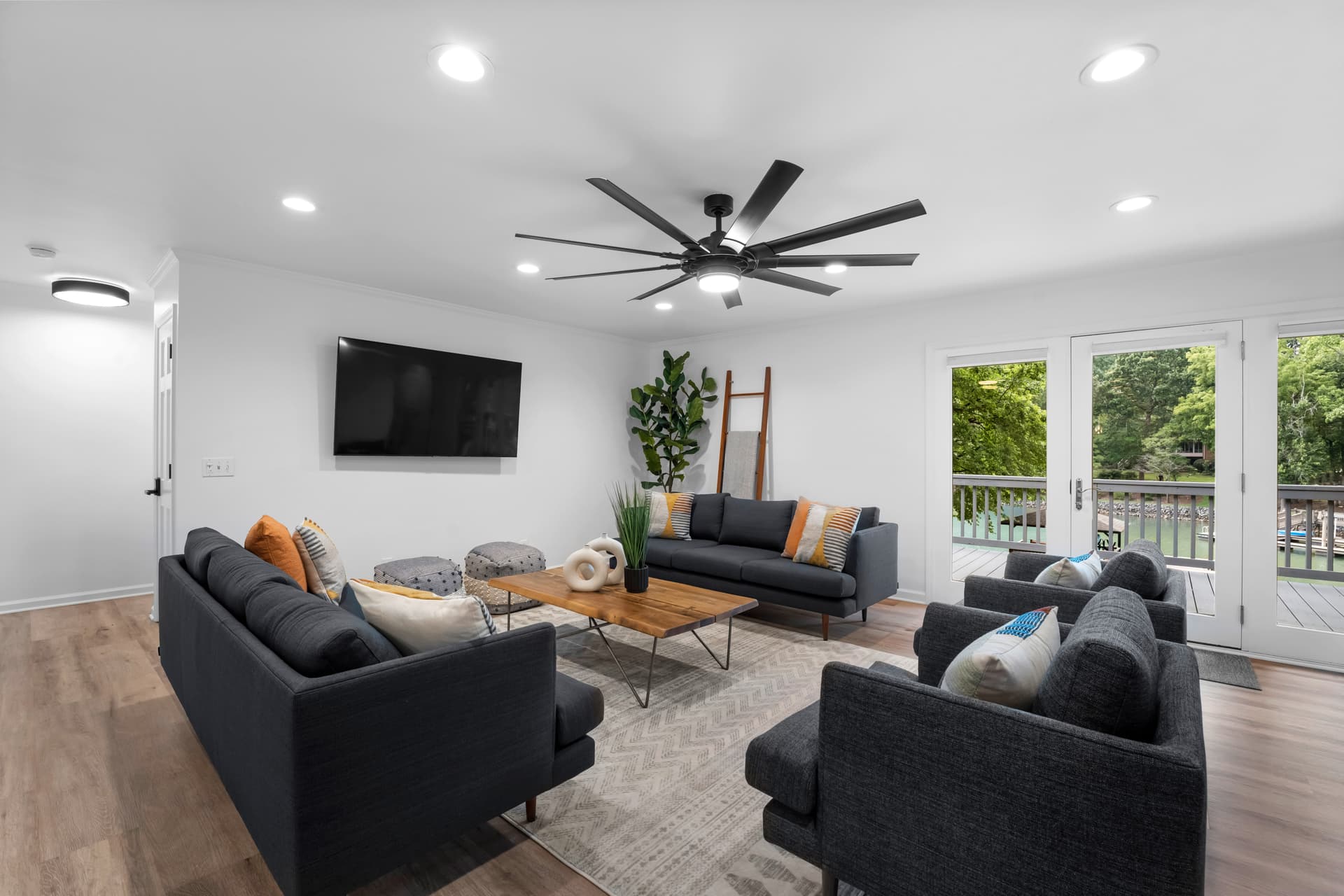 Queens Cove - Image 16