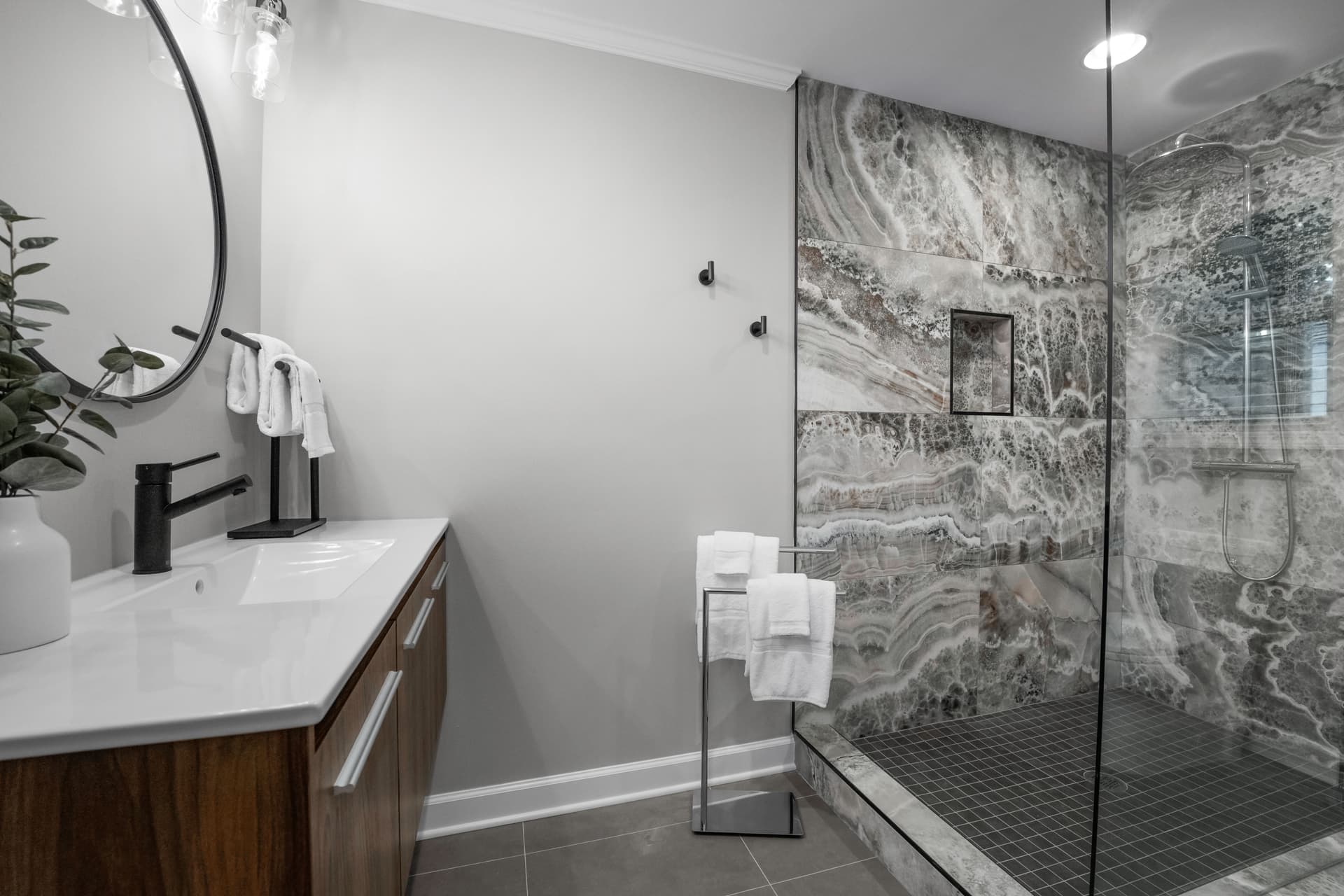 Queens Cove - Image 28