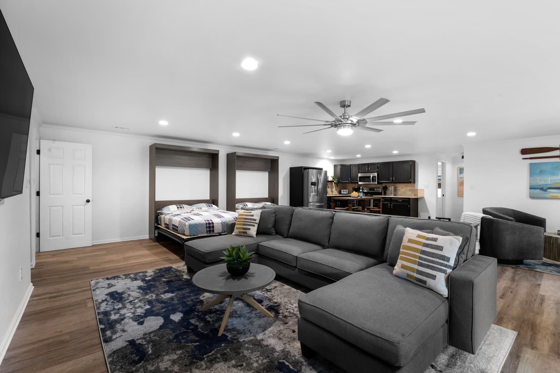 Queens Cove - Image 40