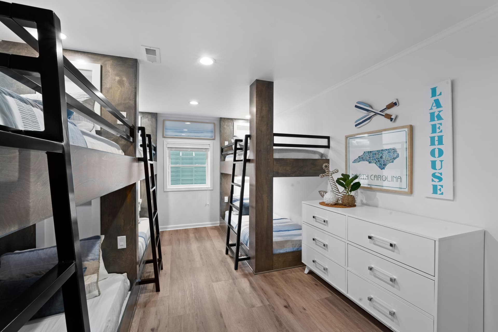 Queens Cove - Image 48