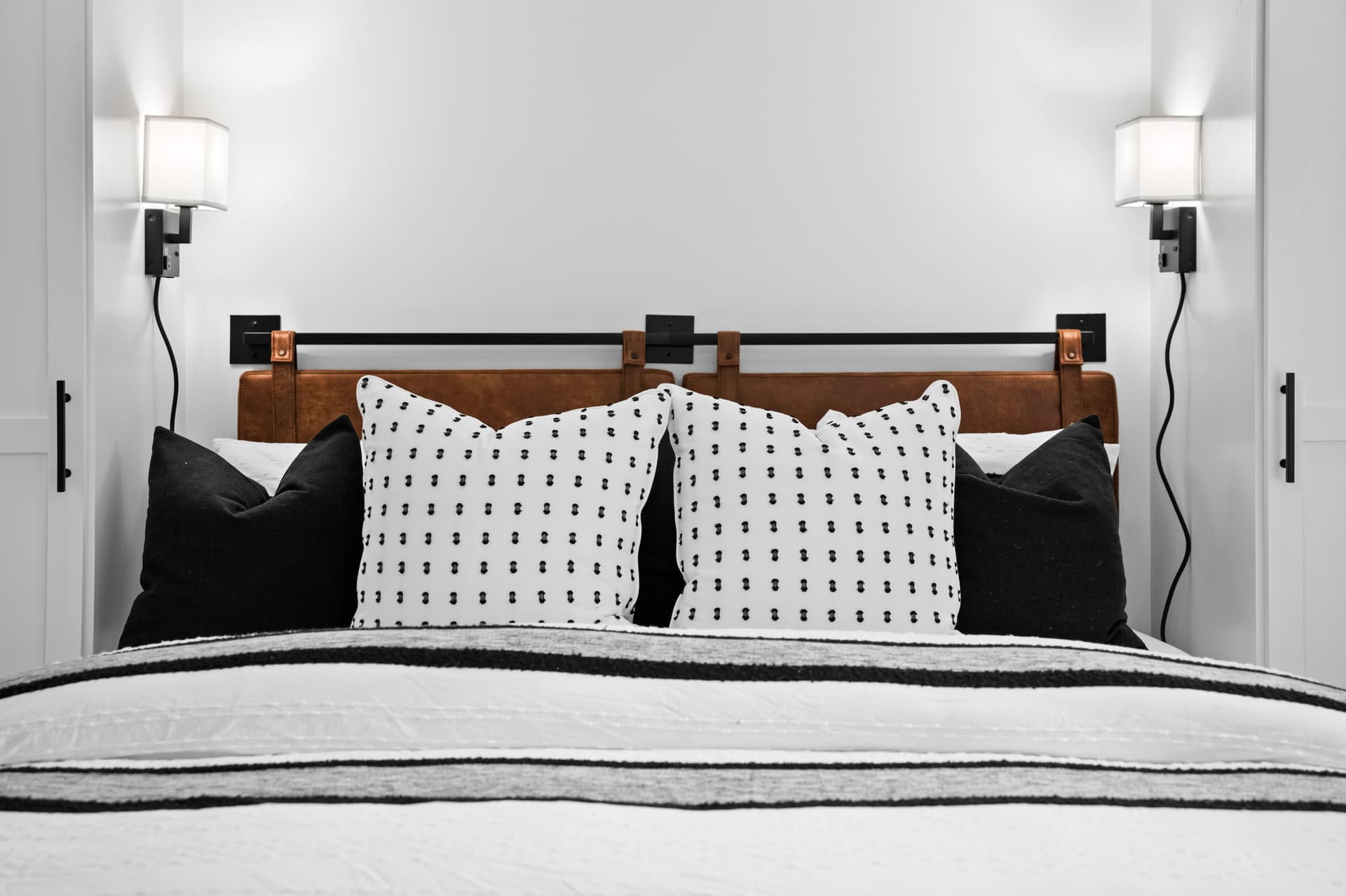 Queens Cove - Image 54