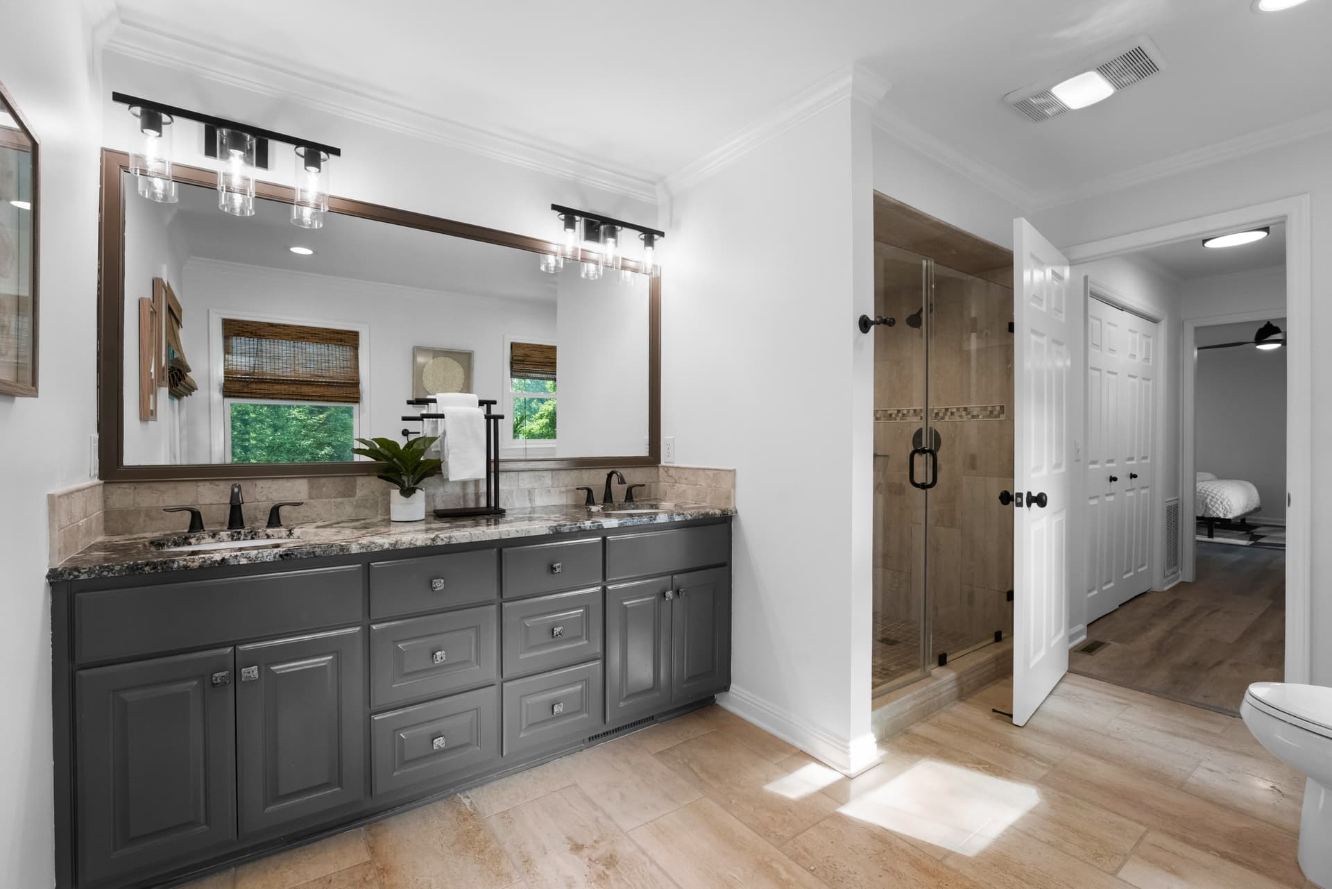 Queens Cove - Image 58