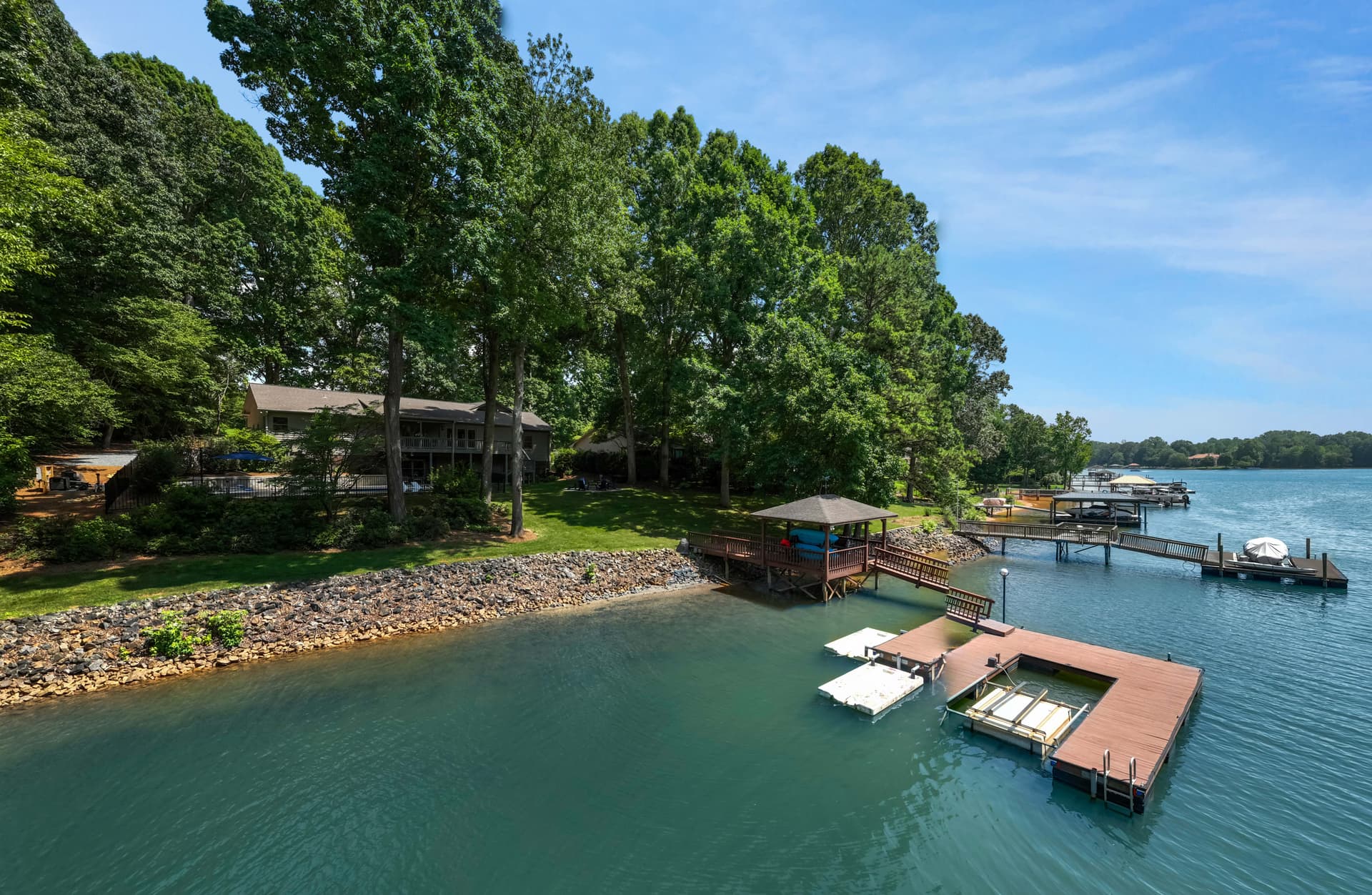 Queens Cove - Image 60