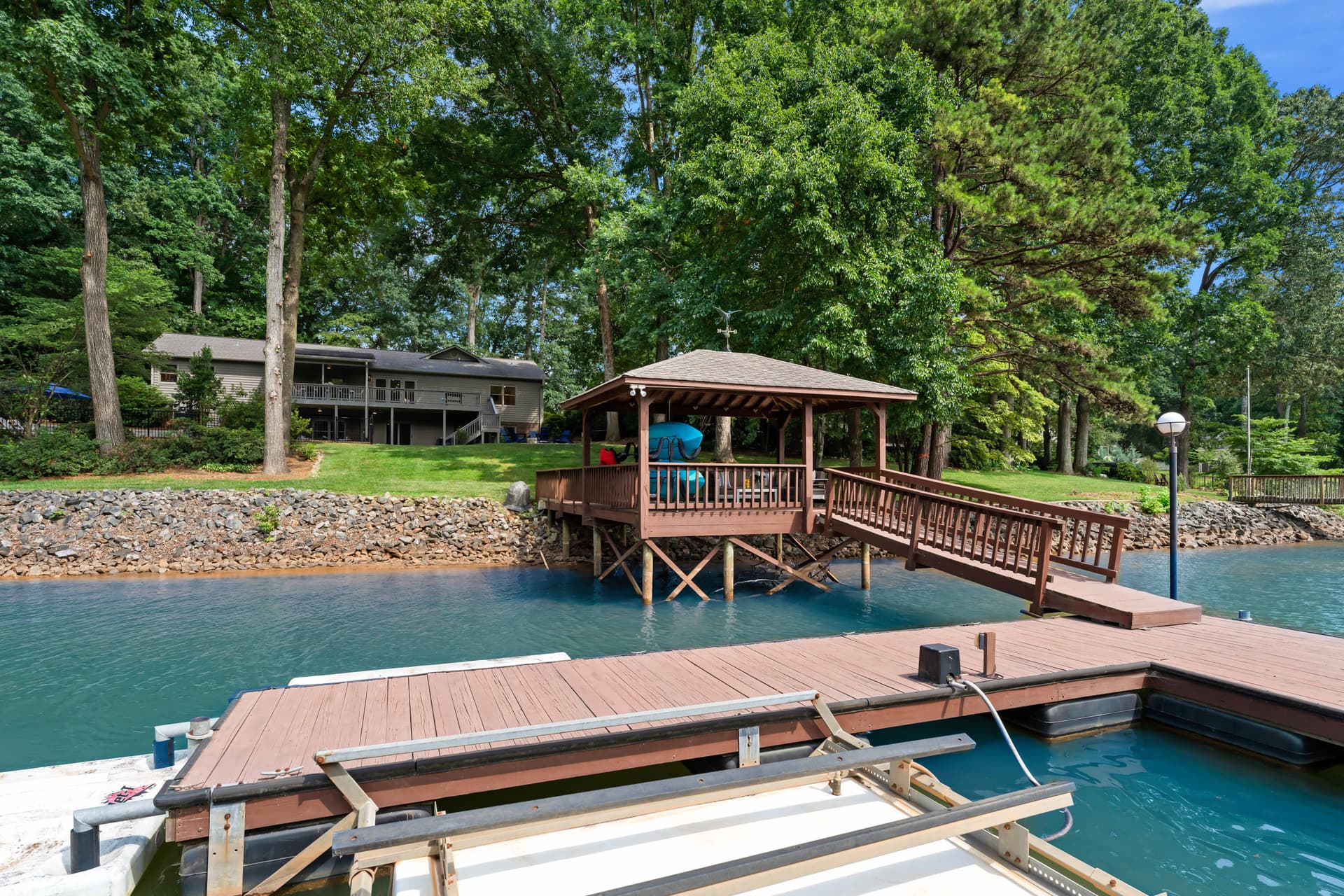 Queens Cove - Image 75