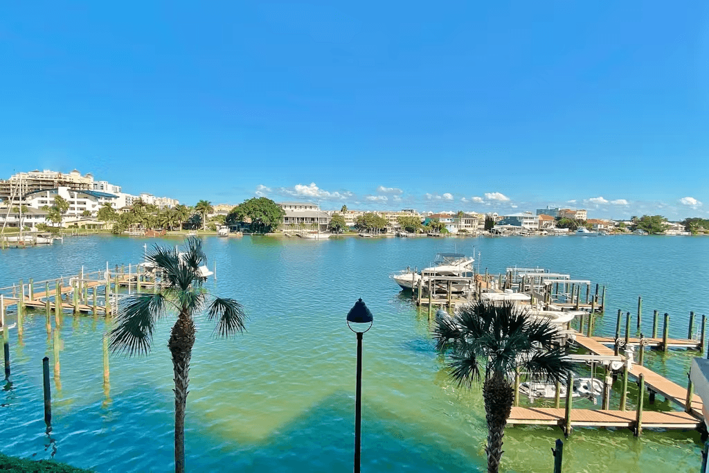 Devon Residence - Image 16