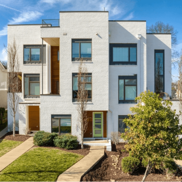 Doralee Home - Image 1